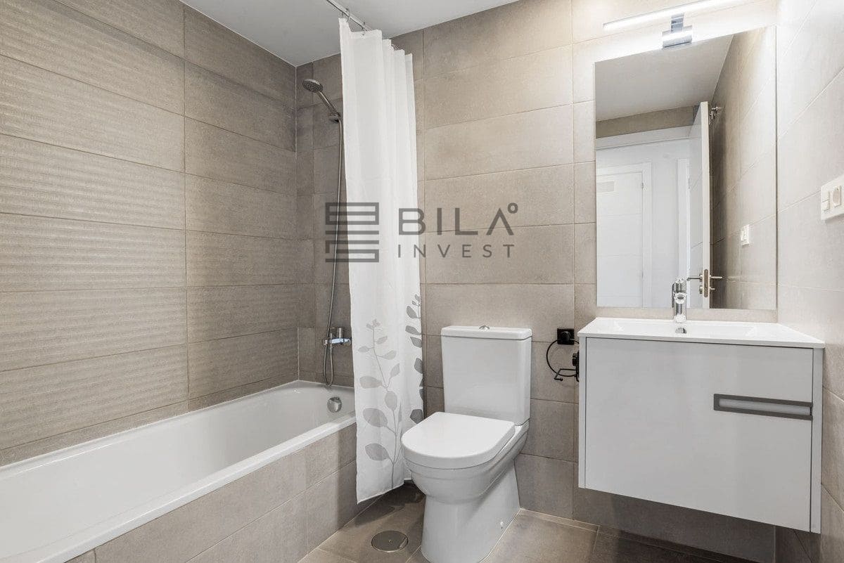 3 bedroom Flat for sale in El Chaparral with pool garage - € 580,000 (Ref: 9861142)