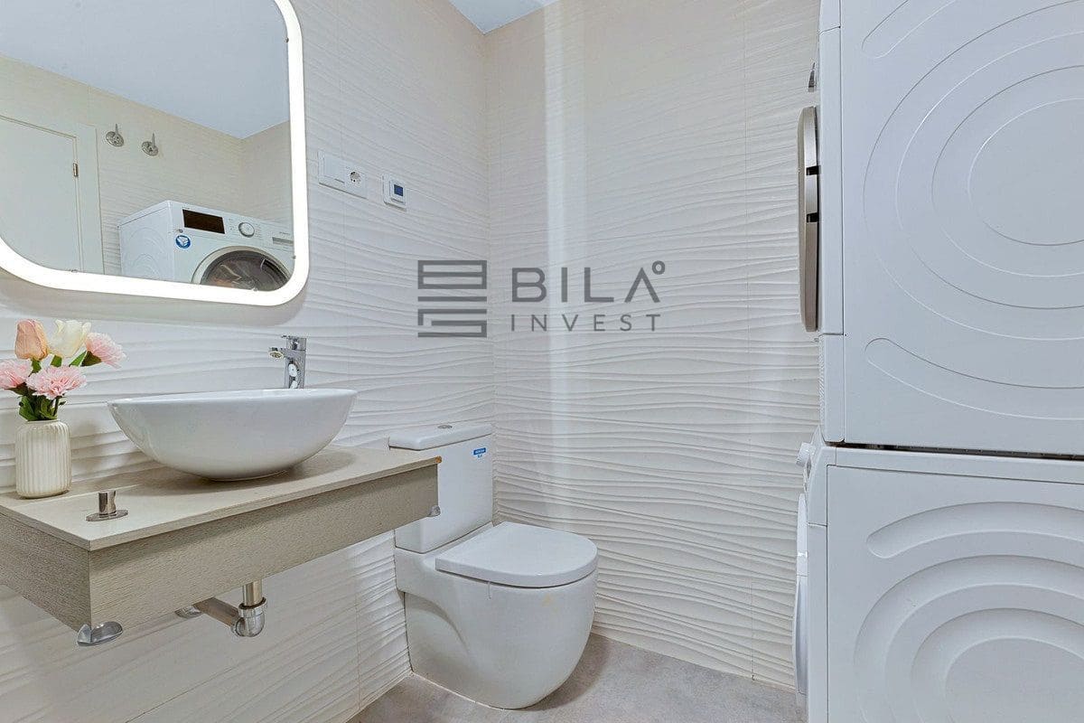 3 bedroom Townhouse for sale in Fuengirola with pool garage - € 575,000 (Ref: 9861143)