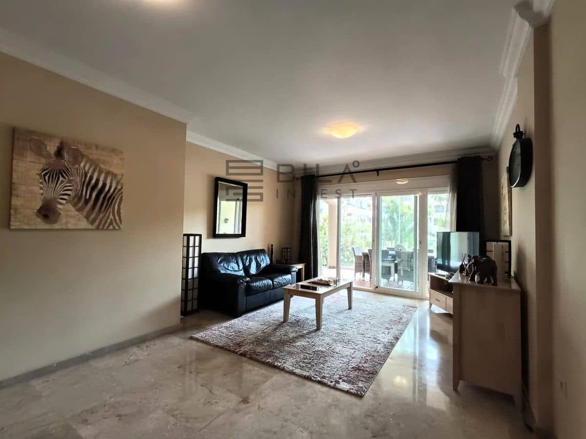 2 soverom Leilighet til salgs i La Cala Hills med svømmebasseng garasje - € 345 000 (Ref: 9861144)