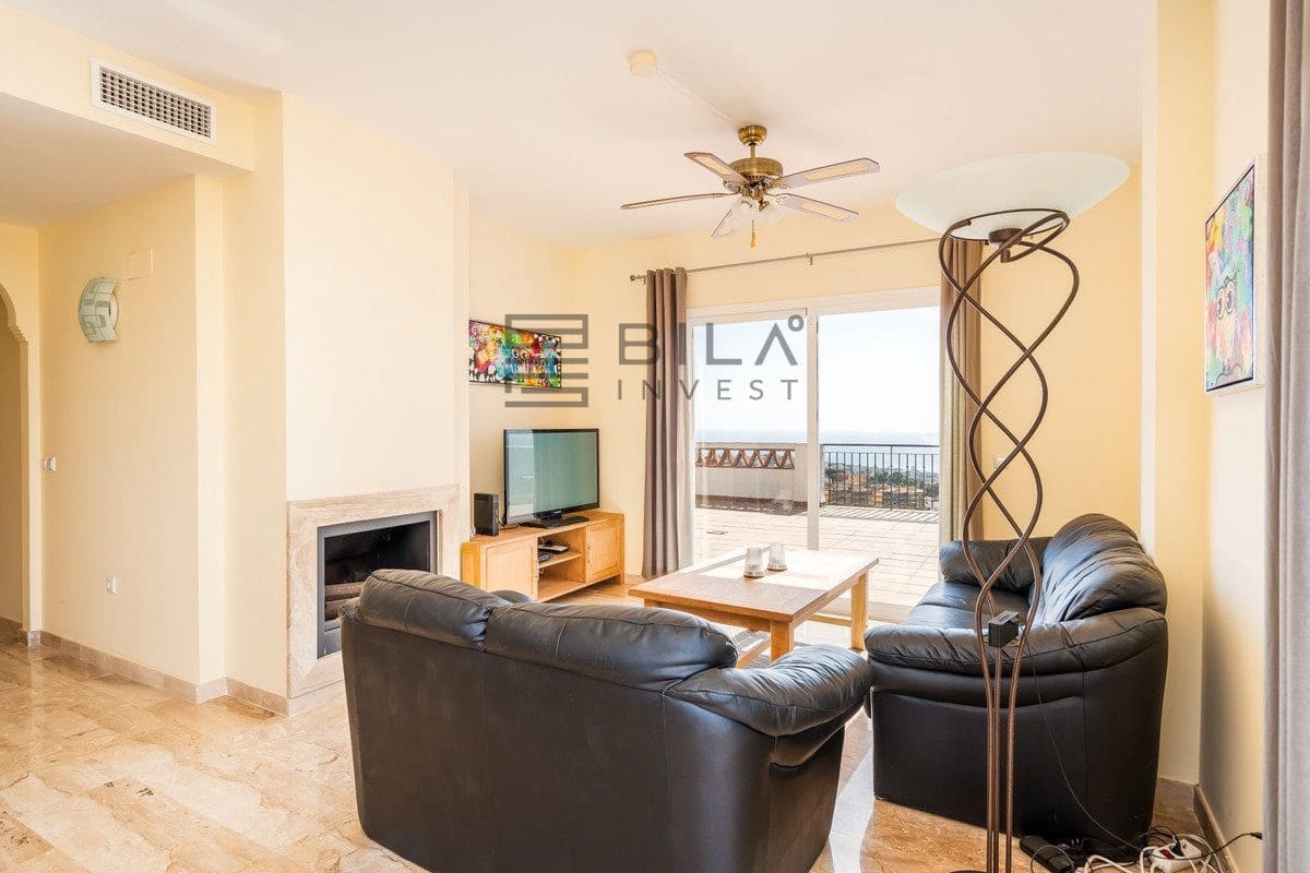 2 soverom Penthouse til salgs i Calahonda med svømmebasseng - € 525 000 (Ref: 9861145)