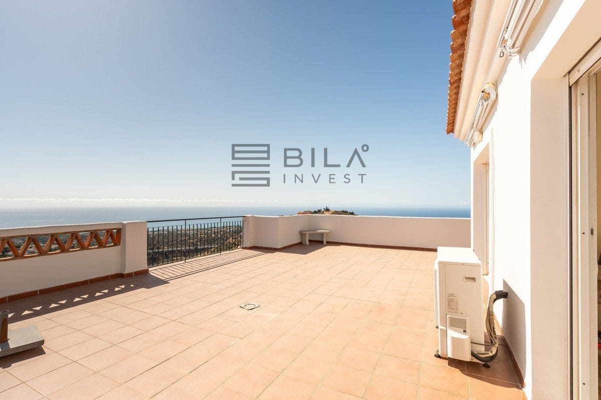 2 soverom Penthouse til salgs i Calahonda med svømmebasseng - € 525 000 (Ref: 9861145)