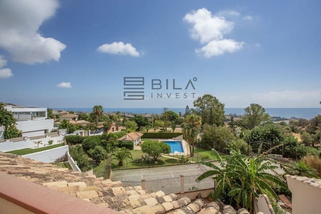 3 chambre Villa/Maison à vendre à Benalmádena pueblo, Benalmádena avec piscine - 800 000 € (Ref: 9861146)