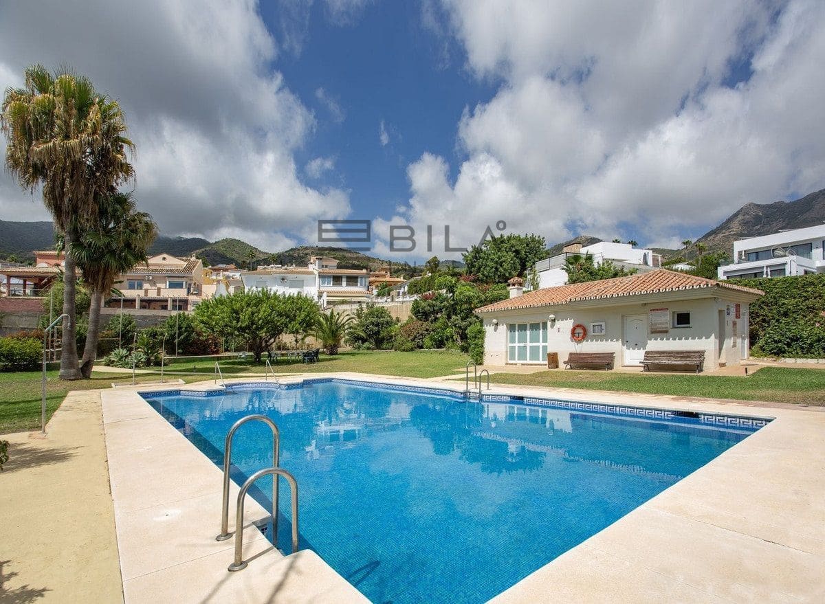 3 chambre Villa/Maison à vendre à Benalmadena avec piscine - 800 000 € (Ref: 9861146)