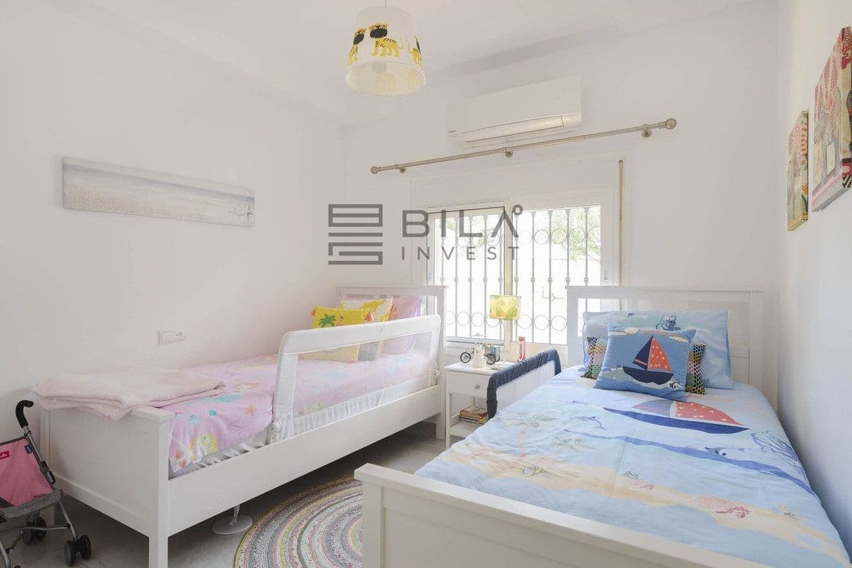 4 soverom Villa til salgs i Mijas med svømmebasseng garasje - € 1 075 000 (Ref: 9865974)