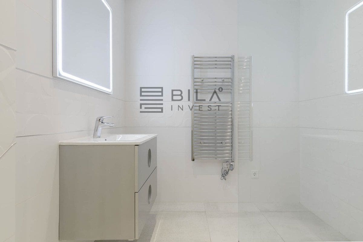 4 soverom Villa til salgs i Mijas med svømmebasseng garasje - € 1 075 000 (Ref: 9865974)