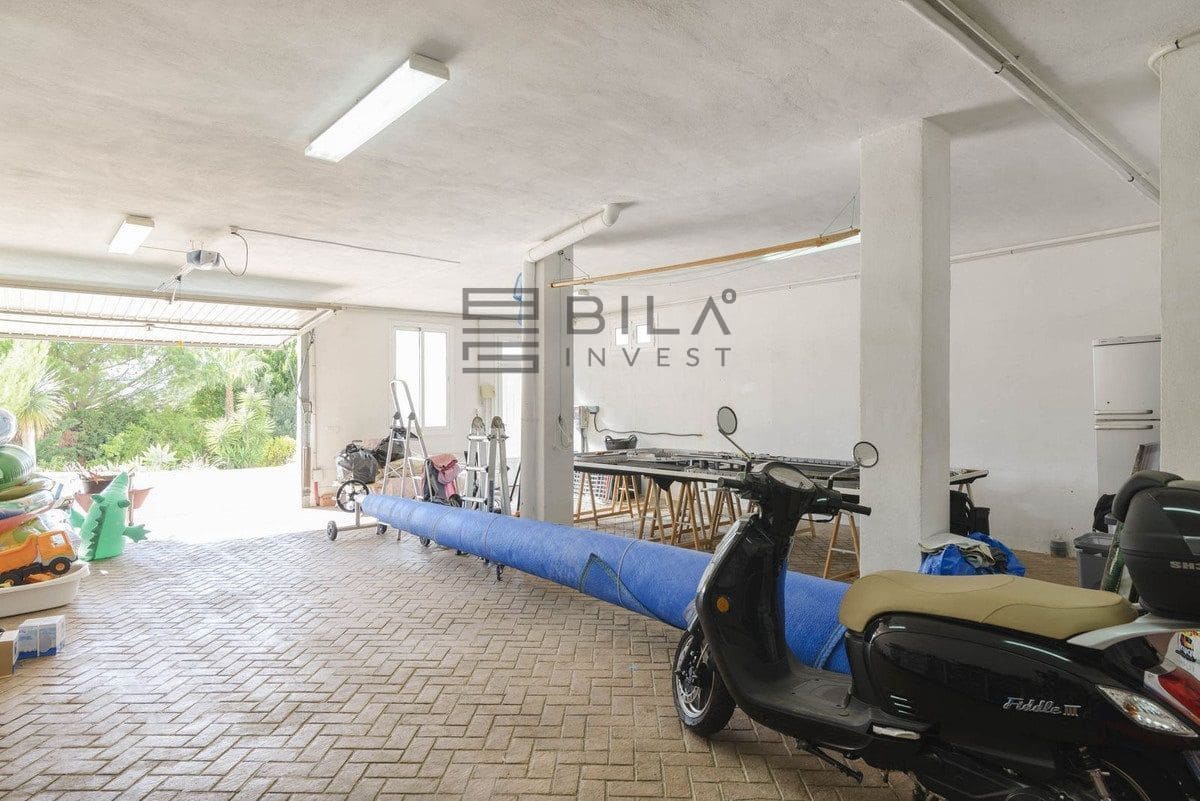 4 soverom Villa til salgs i Mijas med svømmebasseng garasje - € 1 075 000 (Ref: 9865974)