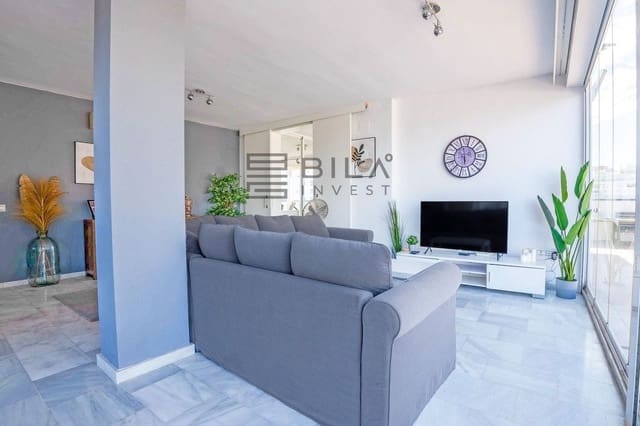 2 chambre Appartement à vendre à Riviera del Sol, Mijas avec piscine garage - 399 000 € (Ref: 9865976)