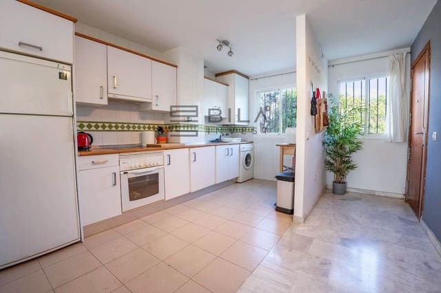 2 chambre Appartement à vendre à Riviera del Sol, Mijas avec piscine garage - 399 000 € (Ref: 9865976)