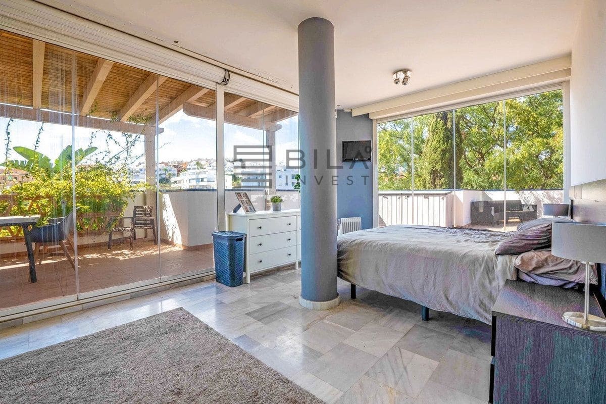 2 chambre Appartement à vendre à Riviera del Sol avec piscine garage - 399 000 € (Ref: 9865976)