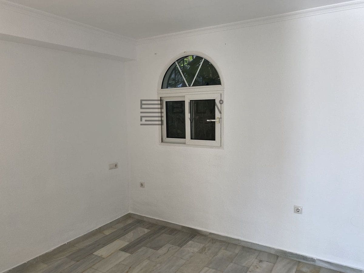 3 bedroom Flat for sale in Mijas Costa with pool - € 319,000 (Ref: 9865977)