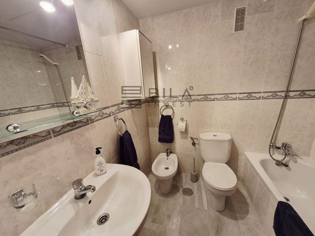 2 bedroom Flat for sale in Miraflores with pool garage - € 350,000 (Ref: 9865978)