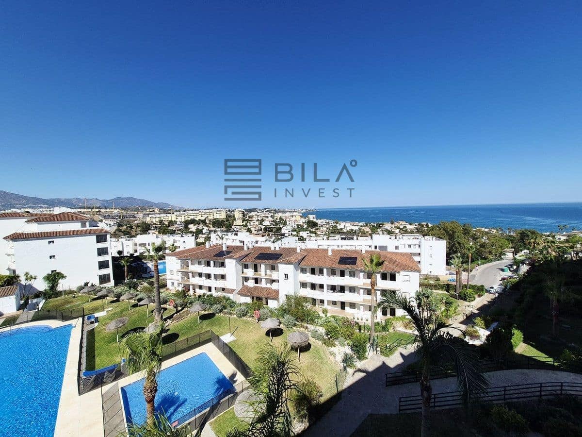 2 bedroom Flat for sale in Miraflores with pool garage - € 350,000 (Ref: 9865978)