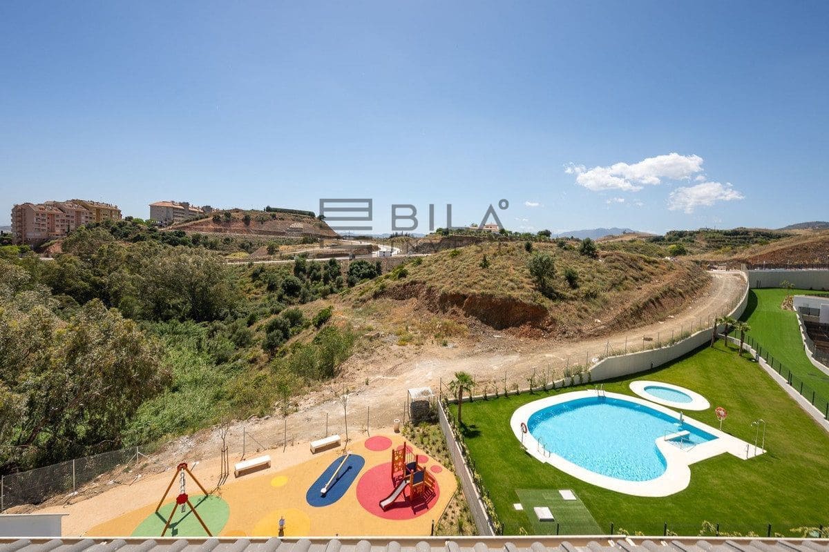 3 sovrum Takvåning till salu i Fuengirola med pool - 375 000 € (Ref: 9865979)