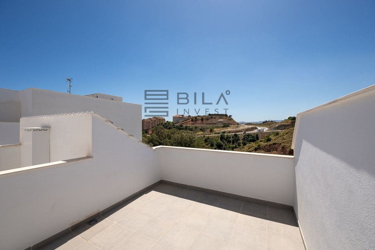 3 sovrum Takvåning till salu i Fuengirola med pool - 375 000 € (Ref: 9865979)