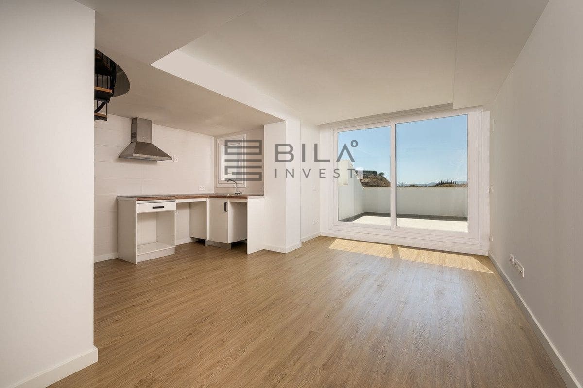 3 sovrum Takvåning till salu i Fuengirola med pool - 375 000 € (Ref: 9865979)