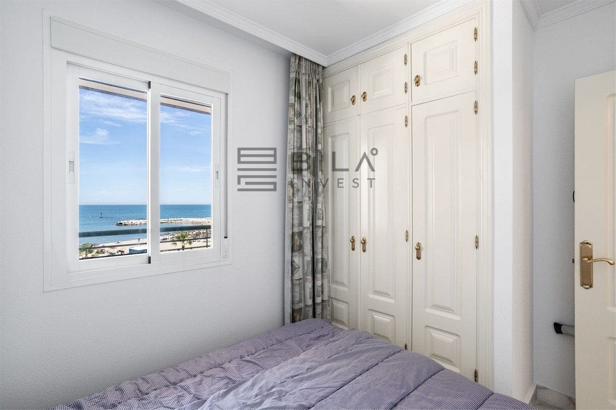 4 bedroom Flat for sale in Fuengirola with pool garage - € 950,000 (Ref: 9868047)