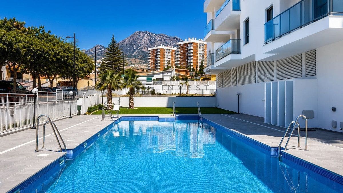 3 bedroom Flat for sale in Benalmadena Costa with pool garage - € 590,000 (Ref: 9868048)