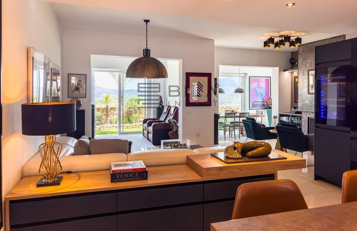 3 quarto Casa em Banda para venda em La Cala Golf com piscina garagem - 749 000 € (Ref: 9868049)