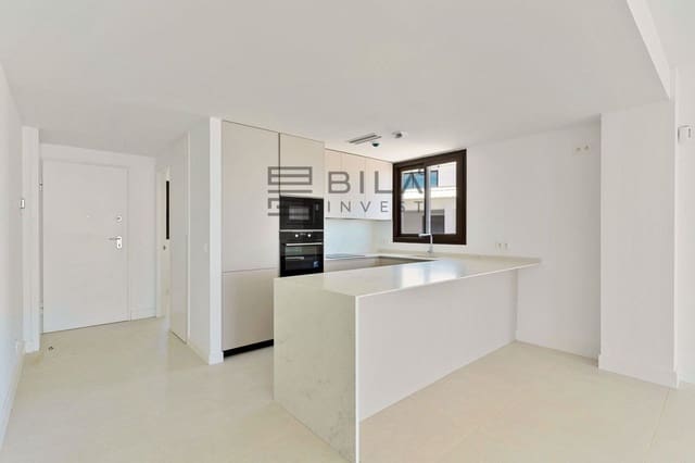 2 bedroom Flat for sale in El Higuerón, Fuengirola with pool garage - € 679,000 (Ref: 9868051)
