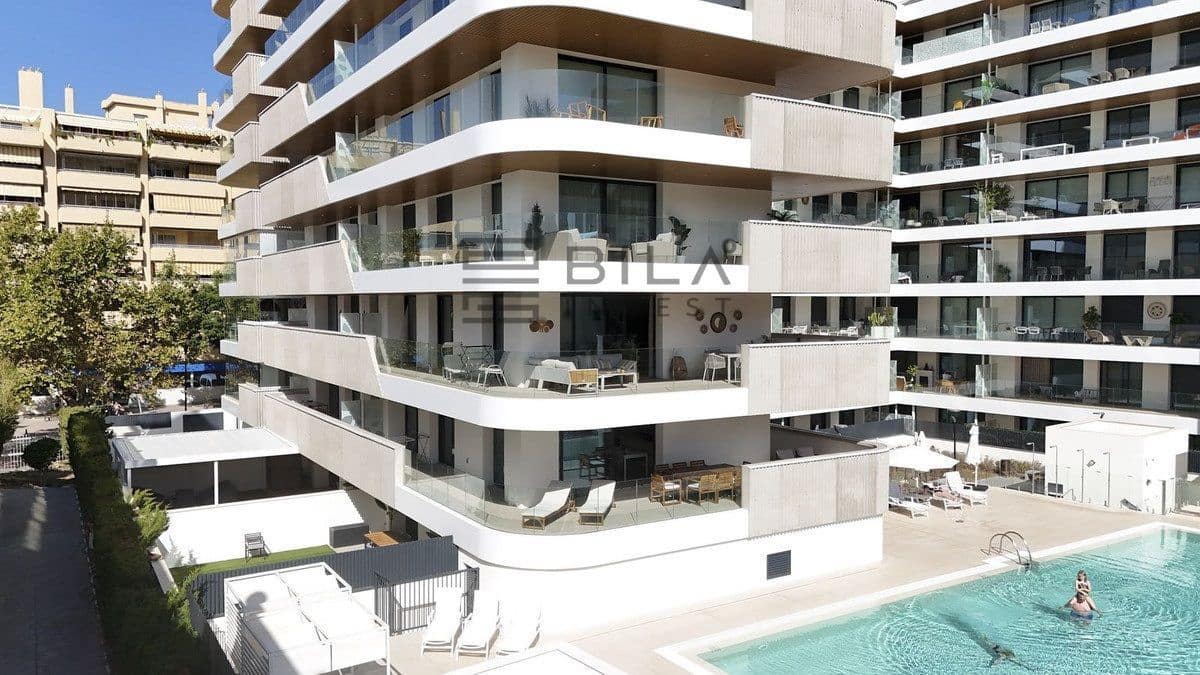 2 bedroom Flat for sale in Fuengirola with pool garage - € 719,000 (Ref: 9868052)