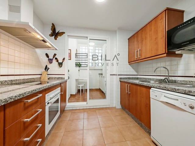3 sovrum Lägenhet till salu i Calahonda, Mijas med pool garage - 335 000 € (Ref: 9868053)