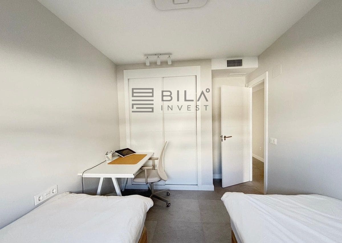 3 quarto Apartamento para venda em El Chaparral com piscina garagem - 575 000 € (Ref: 9868055)