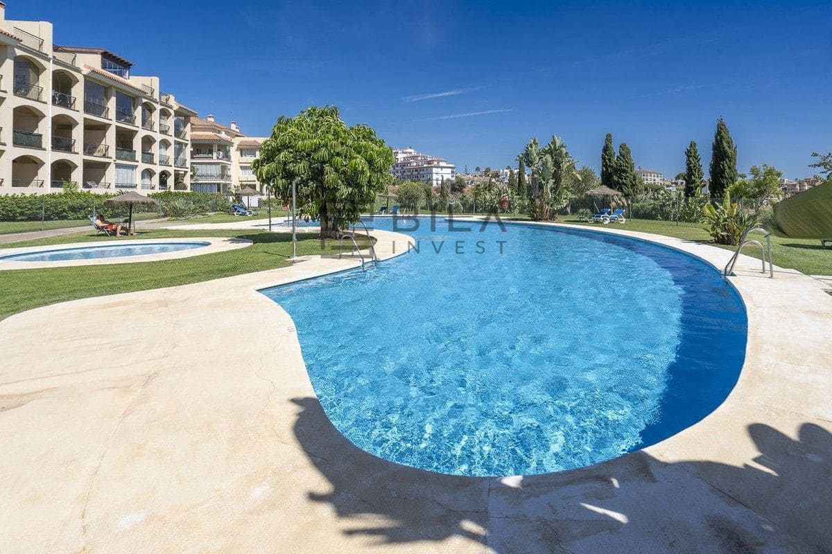 2 soverom Penthouse til salgs i El Chaparral med svømmebasseng - € 449 000 (Ref: 9868056)