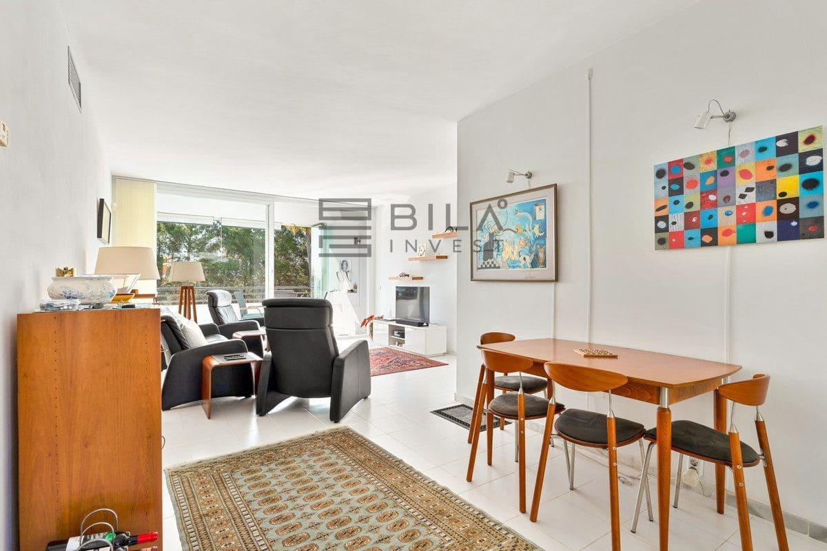 2 bedroom Flat for sale in Miraflores with pool garage - € 370,000 (Ref: 9868057)