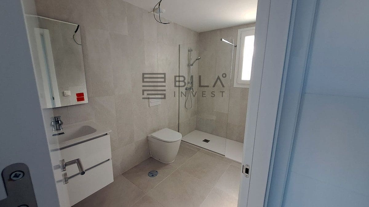 2 slaapkamer Flat te koop in La Cala de Mijas met zwembad garage - € 429.000 (Ref: 9872451)