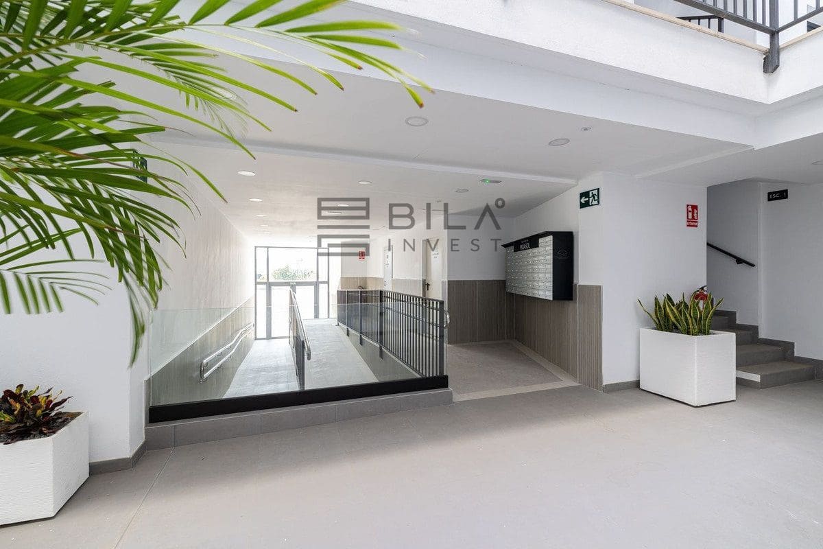 2 chambre Appartement à vendre à Las Lagunas de Mijas avec piscine garage - 274 000 € (Ref: 9872457)