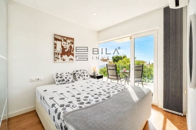 Chalet de 2 habitaciones en Torreblanca, Fuengirola en venta con piscina garaje - 625.000 € (Ref: 9872459)