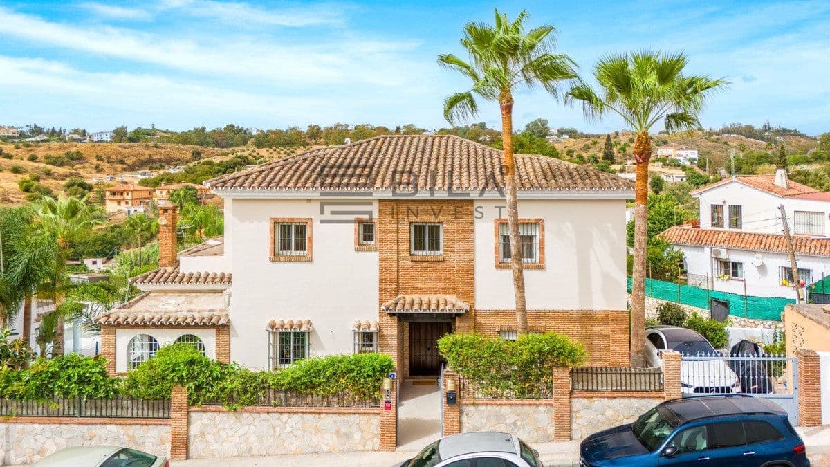 6 makuuhuone Huvila myytävänä paikassa Campo Mijas mukana uima-altaan 
autotalli - 1 395 000 € (Ref: 9872460)