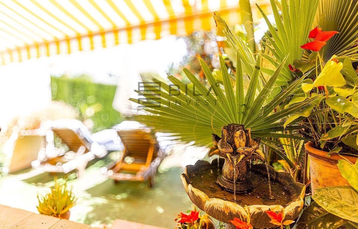 2 sypialnia Dom na sprzedaż w Torrequebrada z basenem garażem - 435 000 € (Ref: 9872463)
