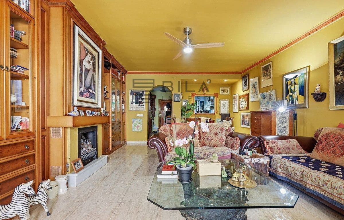 2 sypialnia Dom na sprzedaż w Torrequebrada z basenem garażem - 435 000 € (Ref: 9872463)