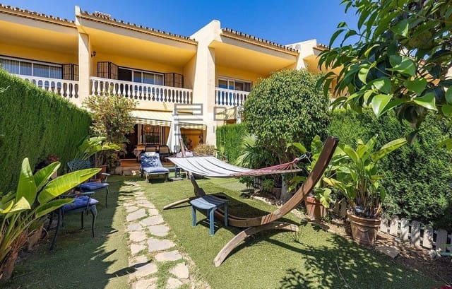 2 sypialnia Dom na sprzedaż w Hacienda Torrequebrada, Benalmádena z basenem garażem - 435 000 € (Ref: 9872463)