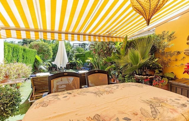 2 sypialnia Dom na sprzedaż w Hacienda Torrequebrada, Benalmádena z basenem garażem - 435 000 € (Ref: 9872463)