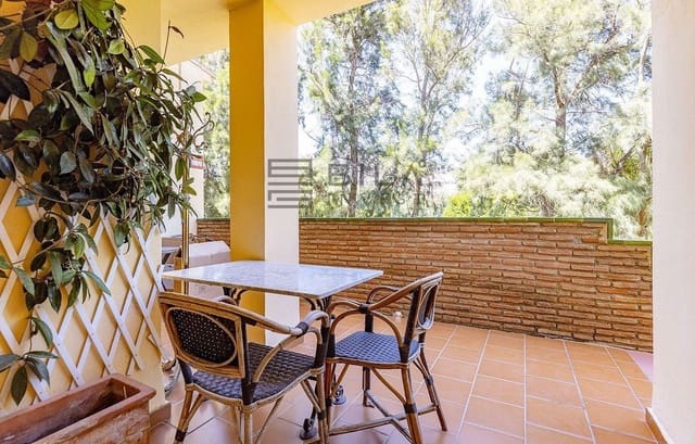 2 sypialnia Dom na sprzedaż w Hacienda Torrequebrada, Benalmádena z basenem garażem - 435 000 € (Ref: 9872463)