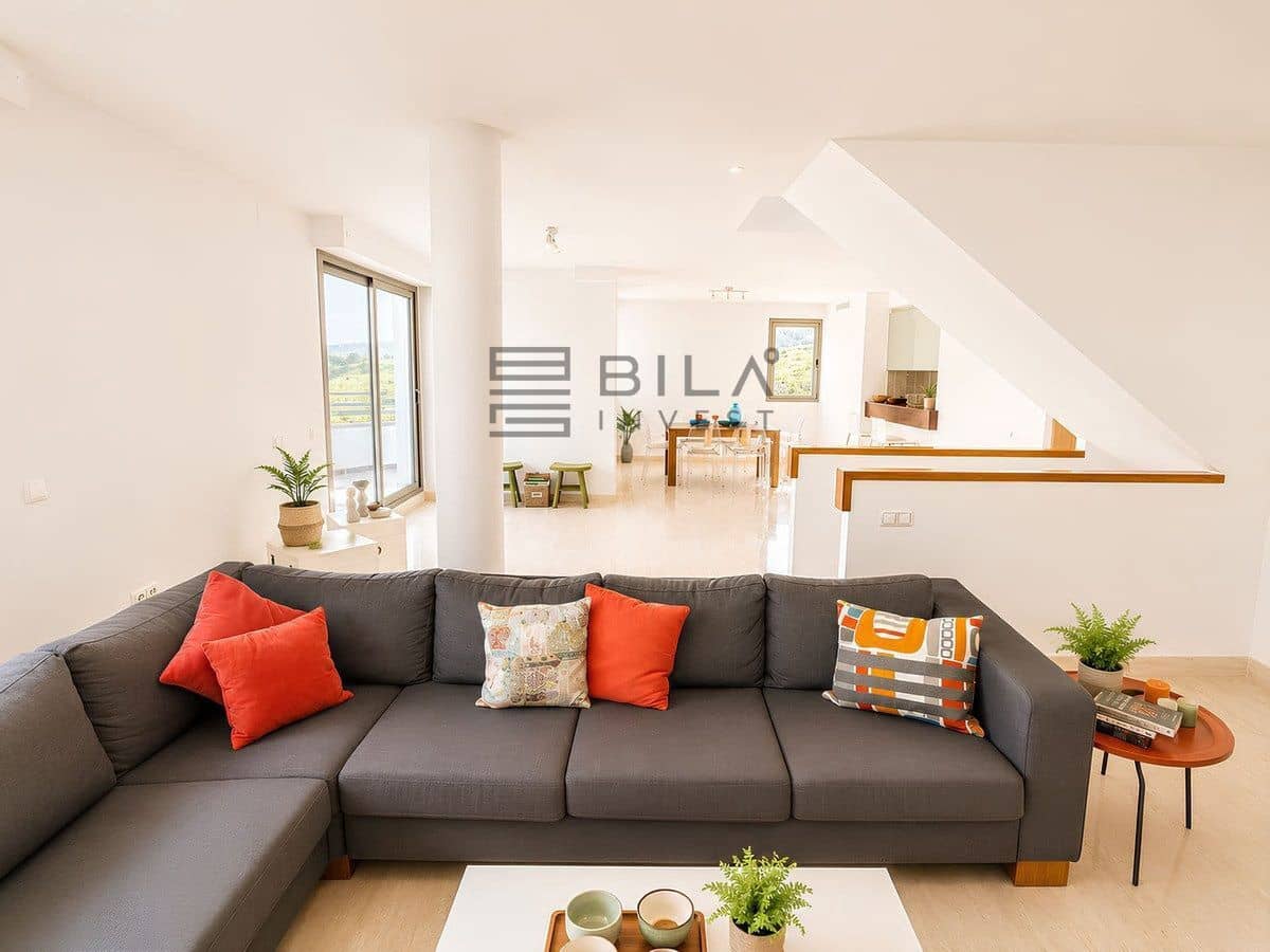 5 slaapkamer Penthouse te koop in La Cala de Mijas met zwembad - € 595.000 (Ref: 9880516)