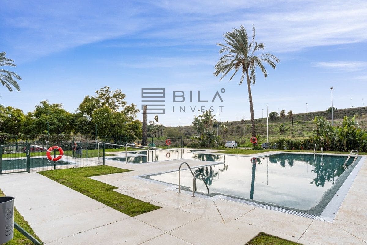 5 slaapkamer Penthouse te koop in La Cala de Mijas met zwembad - € 595.000 (Ref: 9880516)