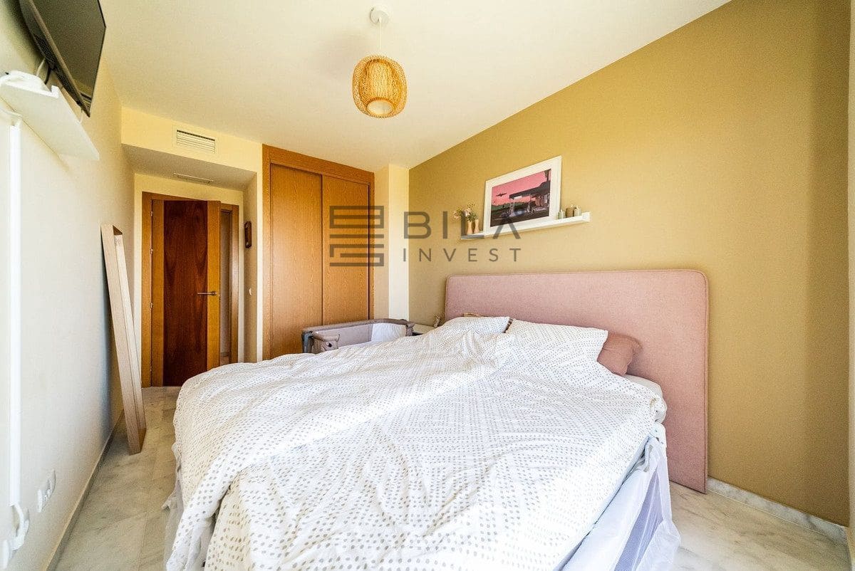 3 soveværelse Lejlighed til salg i Riviera del Sol med swimmingpool garage - € 349.000 (Ref: 9880517)
