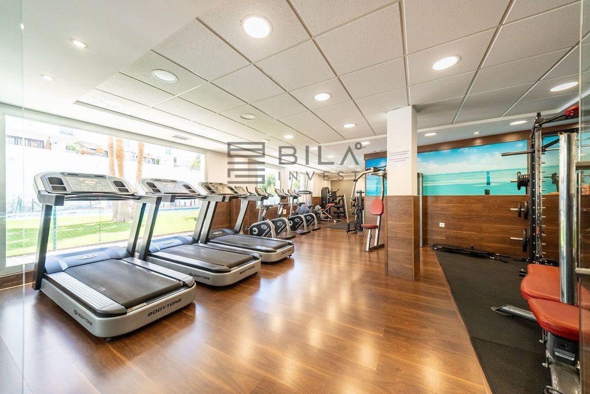 3 soveværelse Lejlighed til salg i Riviera del Sol med swimmingpool garage - € 349.000 (Ref: 9880517)