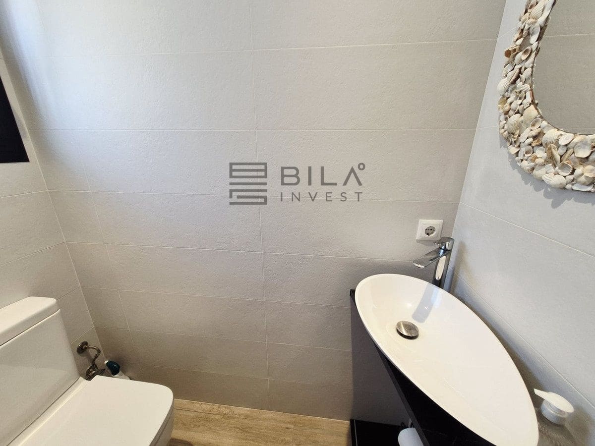 Casa de 2 habitaciones en Calahonda en venta con piscina - 450.000 € (Ref: 9880518)