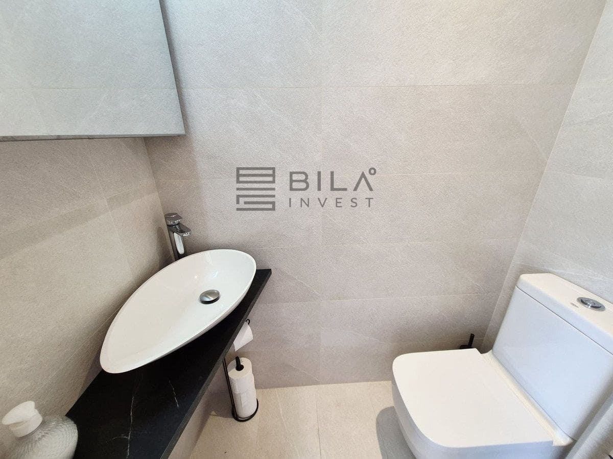 Casa de 2 habitaciones en Calahonda en venta con piscina - 450.000 € (Ref: 9880518)