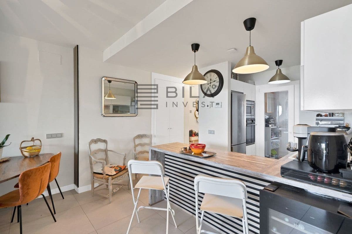 2 soverom Leilighet til salgs i Benalmadena med svømmebasseng garasje - € 539 000 (Ref: 9880519)