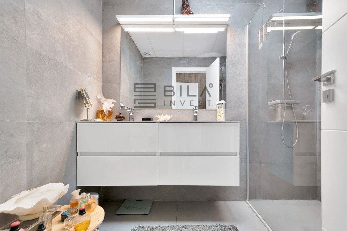 2 soverom Leilighet til salgs i Benalmadena med svømmebasseng garasje - € 539 000 (Ref: 9880519)