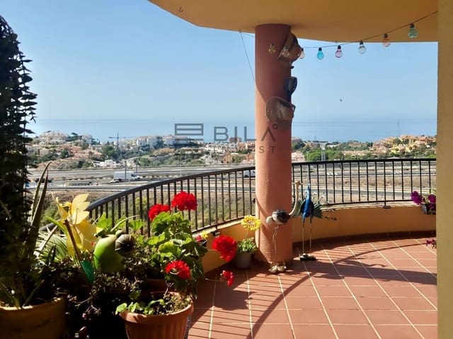 2 soveværelse Penthouse til salg i Riviera del Sol, Mijas med swimmingpool - € 295.000 (Ref: 9880520)