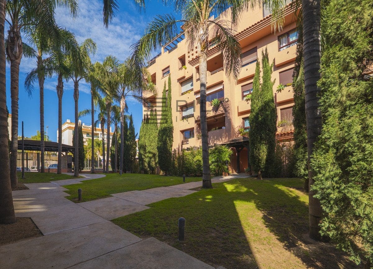 3 Zimmer Wohnung zu verkaufen in Arroyo de la Miel mit Pool Garage - 436.000 € (Ref: 9883614)