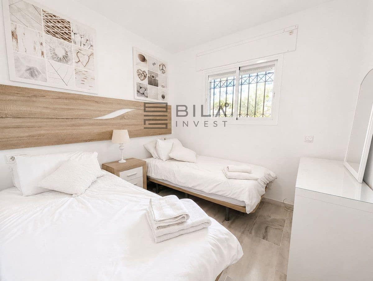 2 sypialnia Mieszkanie na sprzedaż w Calahonda z basenem garażem - 375 000 € (Ref: 9888629)