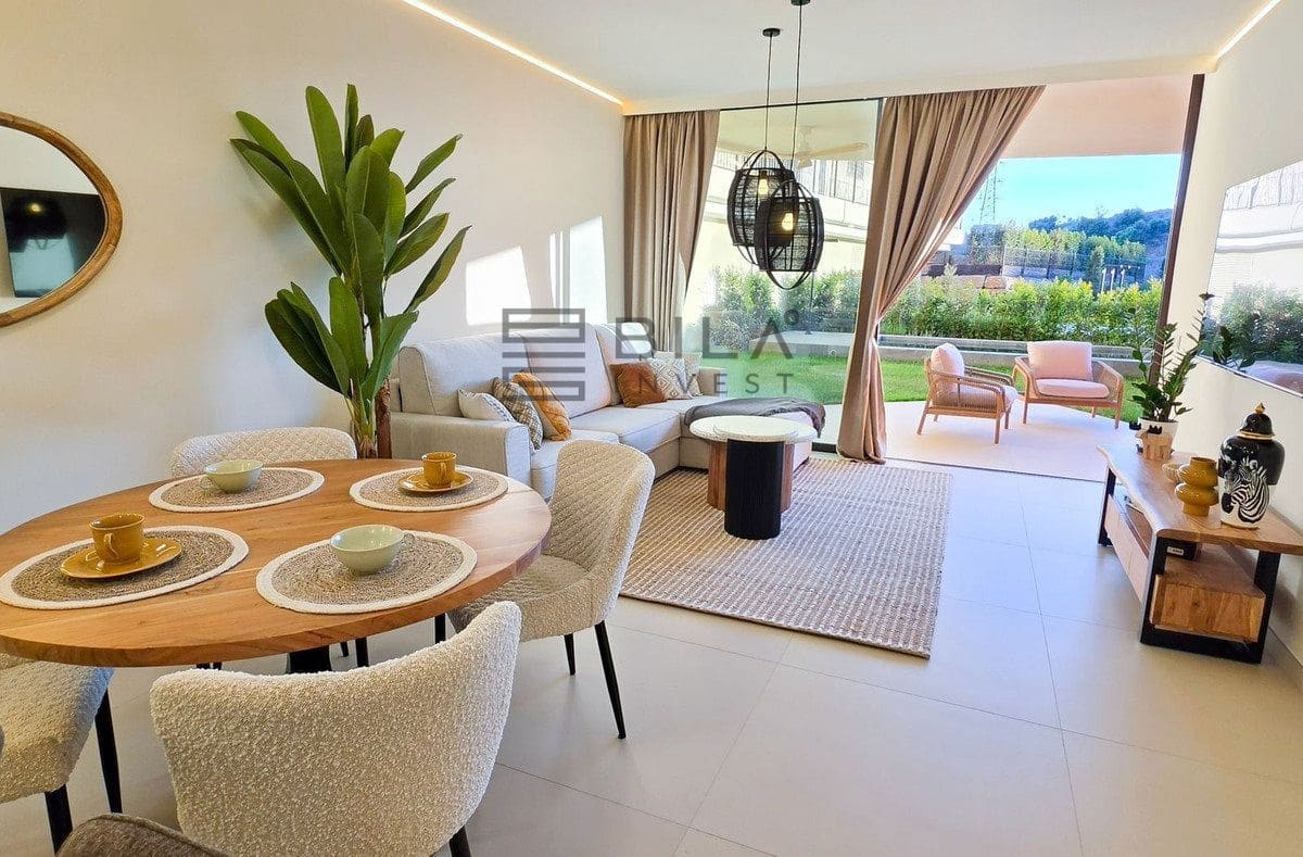 2 soveværelse Lejlighed til salg i Fuengirola med swimmingpool garage - € 750.000 (Ref: 9888631)