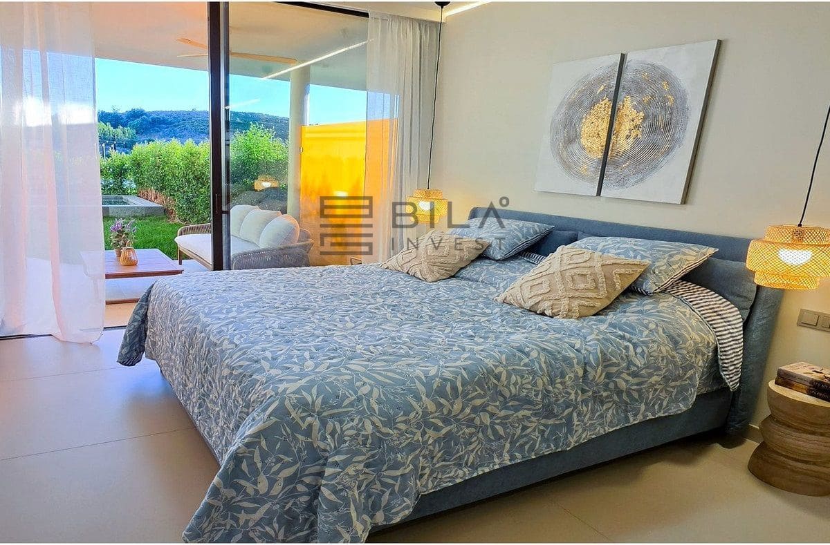2 soveværelse Lejlighed til salg i Fuengirola med swimmingpool garage - € 750.000 (Ref: 9888631)